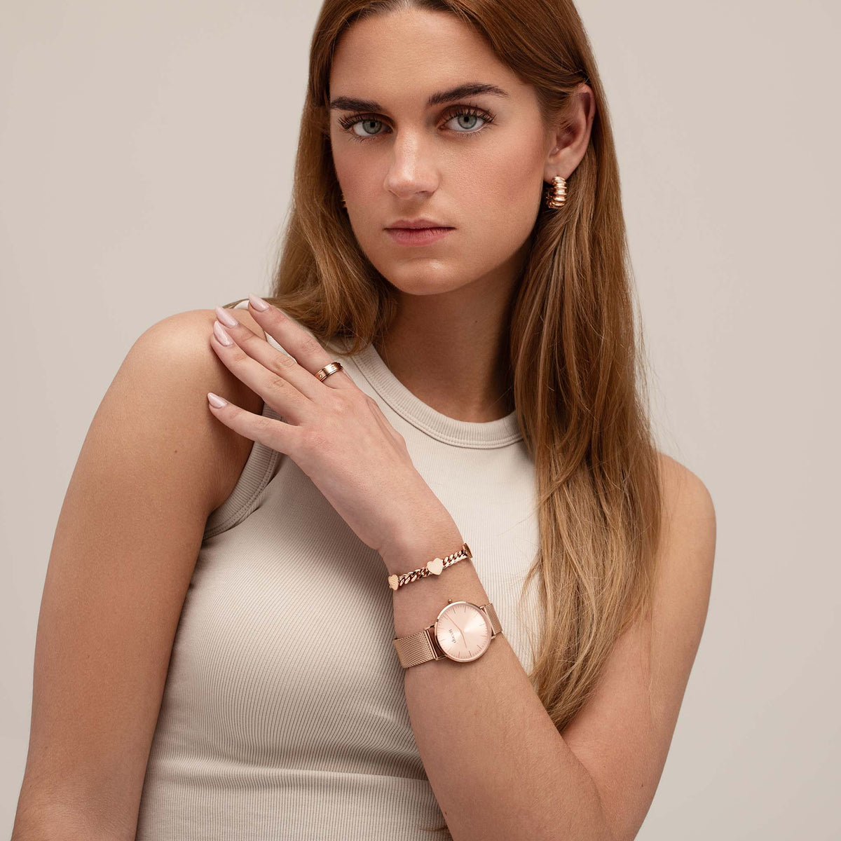Wave earring rosé gold